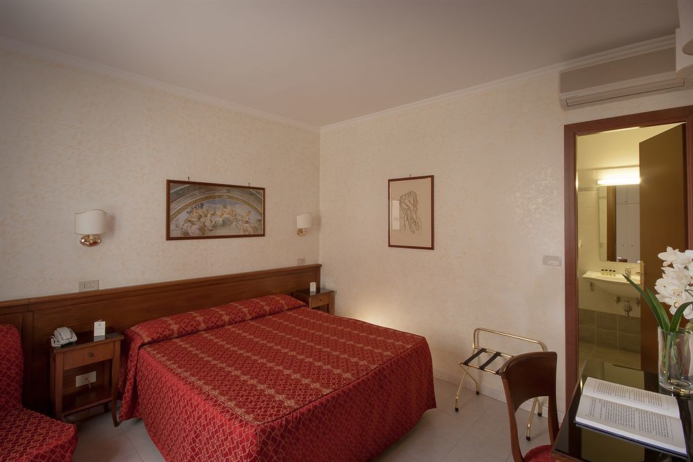 Hotel Silla Rom Exterior foto